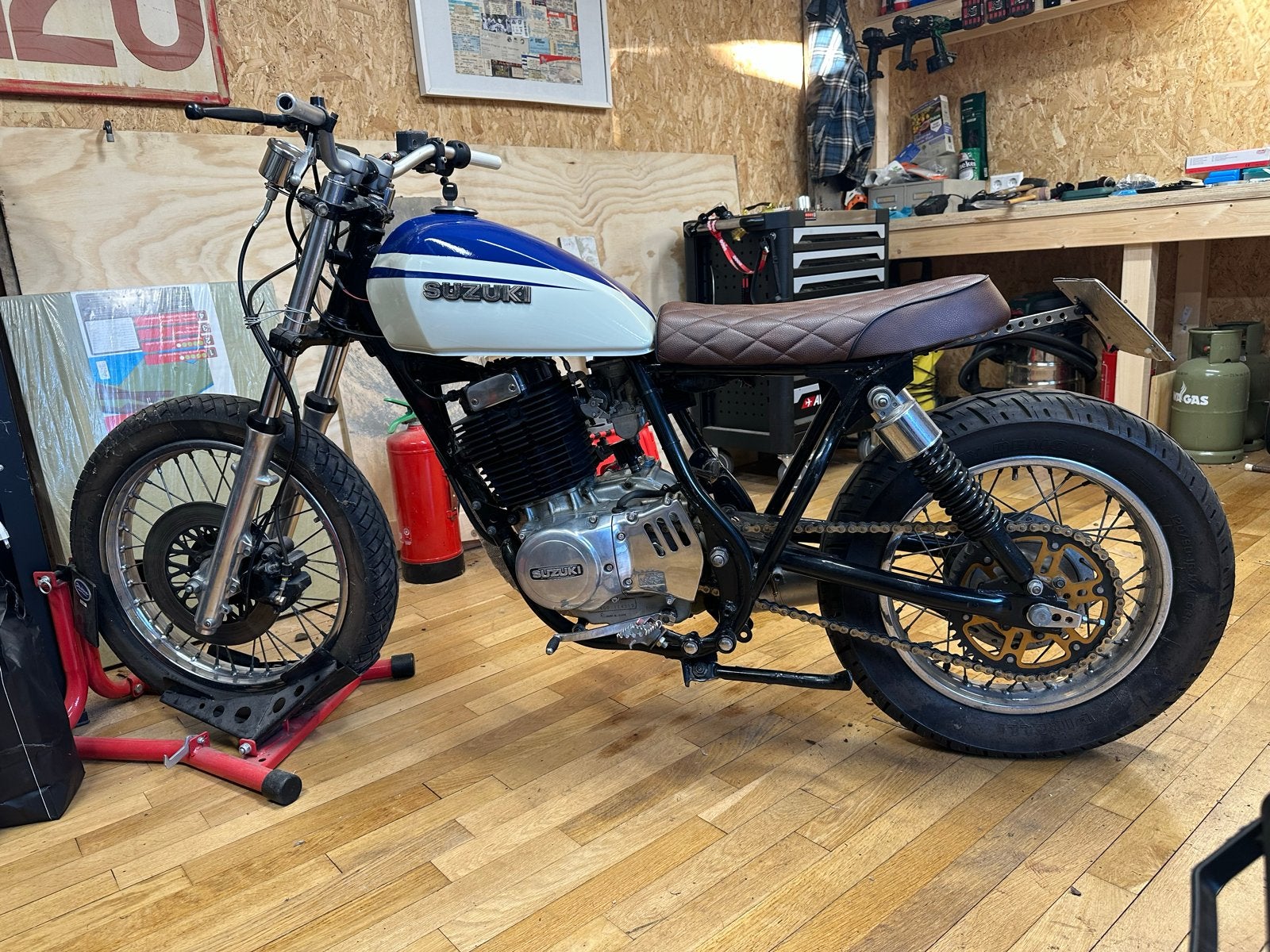 Suzuki GN400 Cafe Racer, Motoren, 400 cc, Gebruikt, Particulier, Overig
