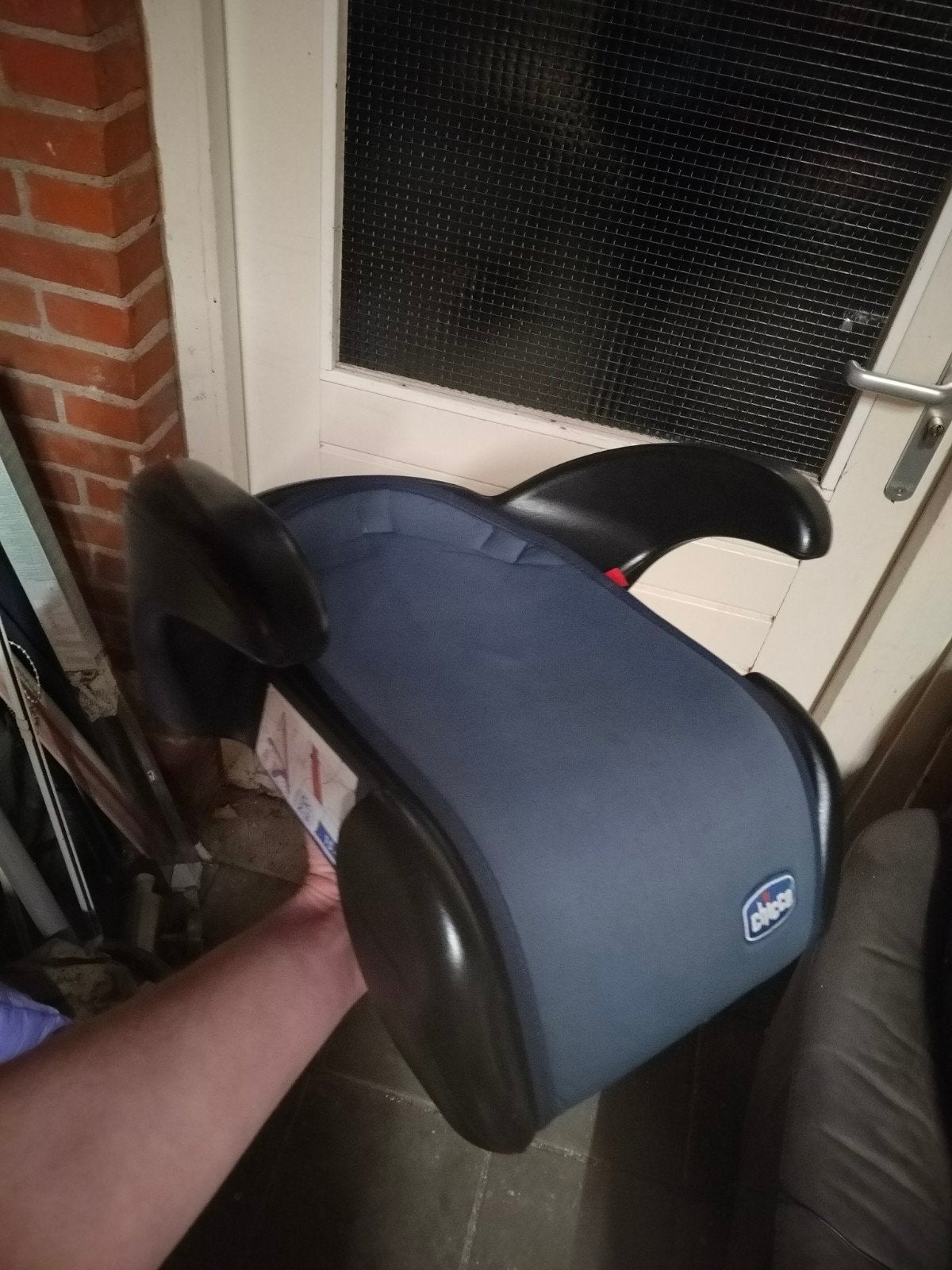 Chicco zitverhoger voor kinderen, Ophalen