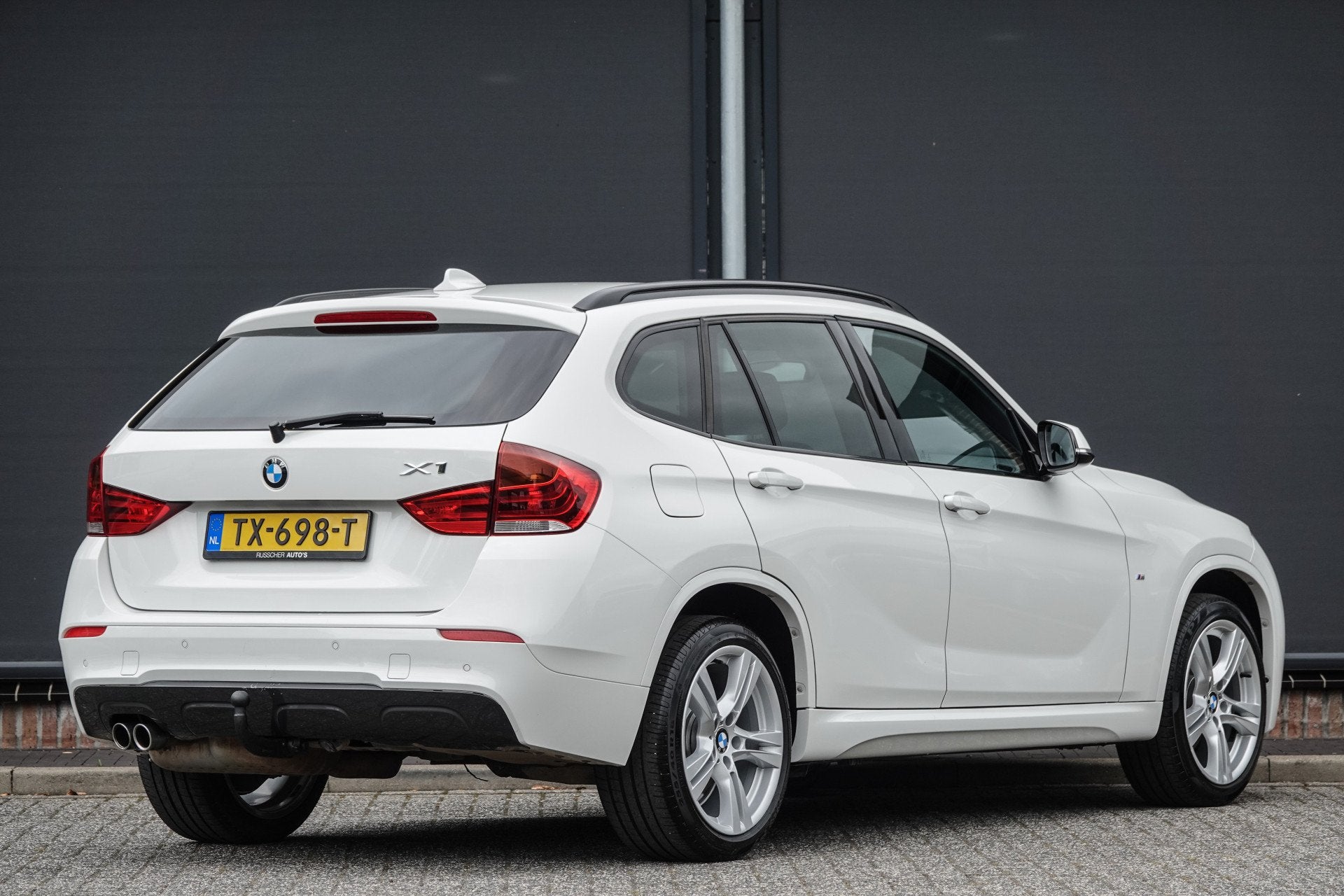 BMW X1 xDrive28i 245Pk | High Executive | M-Sport | Shadowli, Auto's, Gebruikt, 4 cilinders, 2000 kg, Alcantara