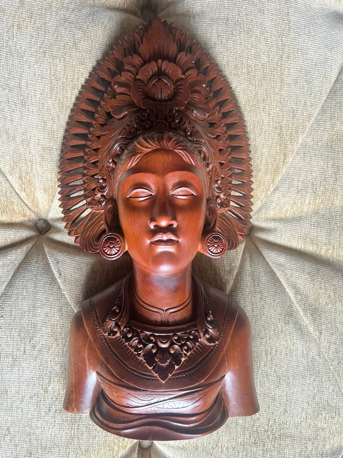 Vintage Buste Handgesneden Houten Beeld Bali / Indonesia., Ophalen of Verzenden, Handgemaakt, Beeld, Hout