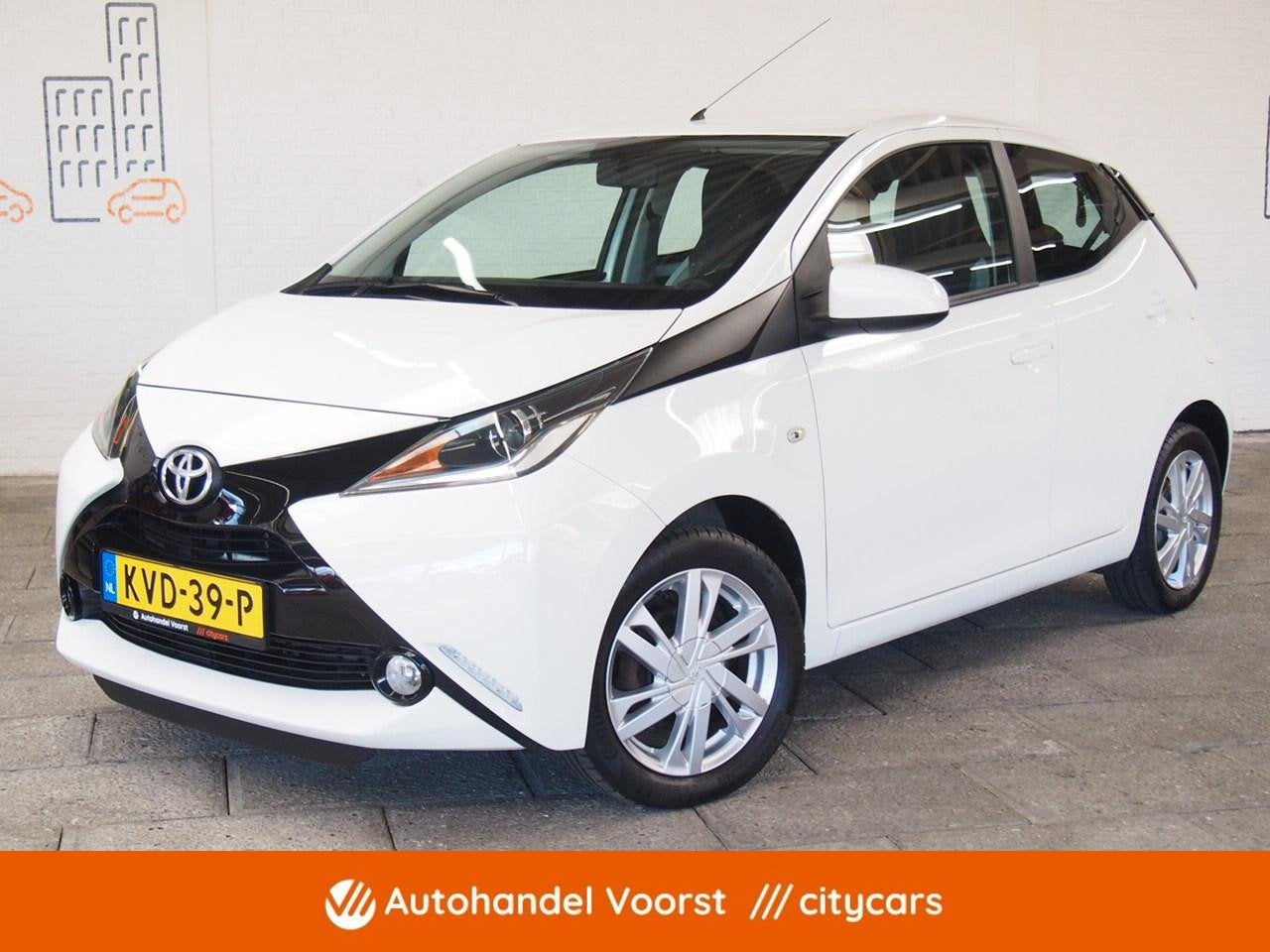 Toyota Aygo 1.0 VVT-i x-cite (APK:Nieuw) Incl.Garantie, Voorwielaandrijving, Gebruikt, Met garantie (alle), 4 stoelen