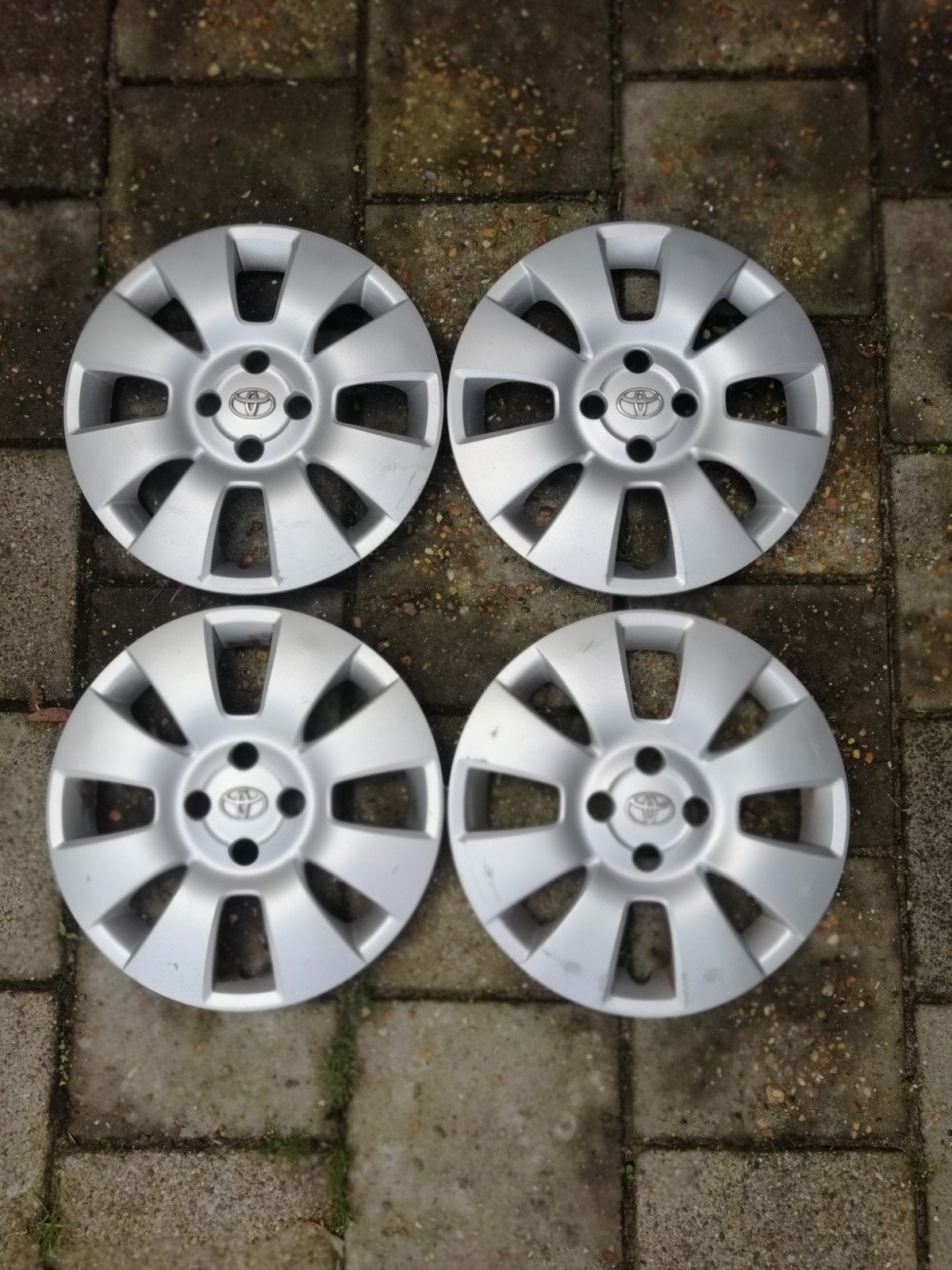 Toyota wieldoppen, Ophalen of Verzenden