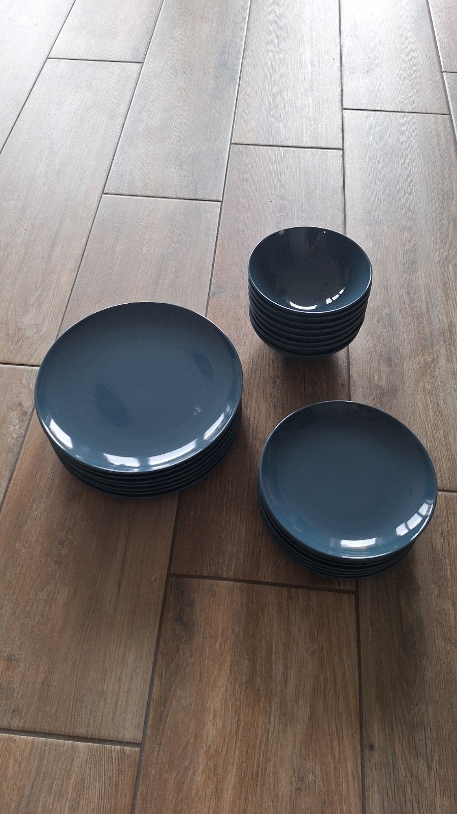 Ikea Servies Set - Borden en Kommen - Nauwelijks gebruikt, Ophalen