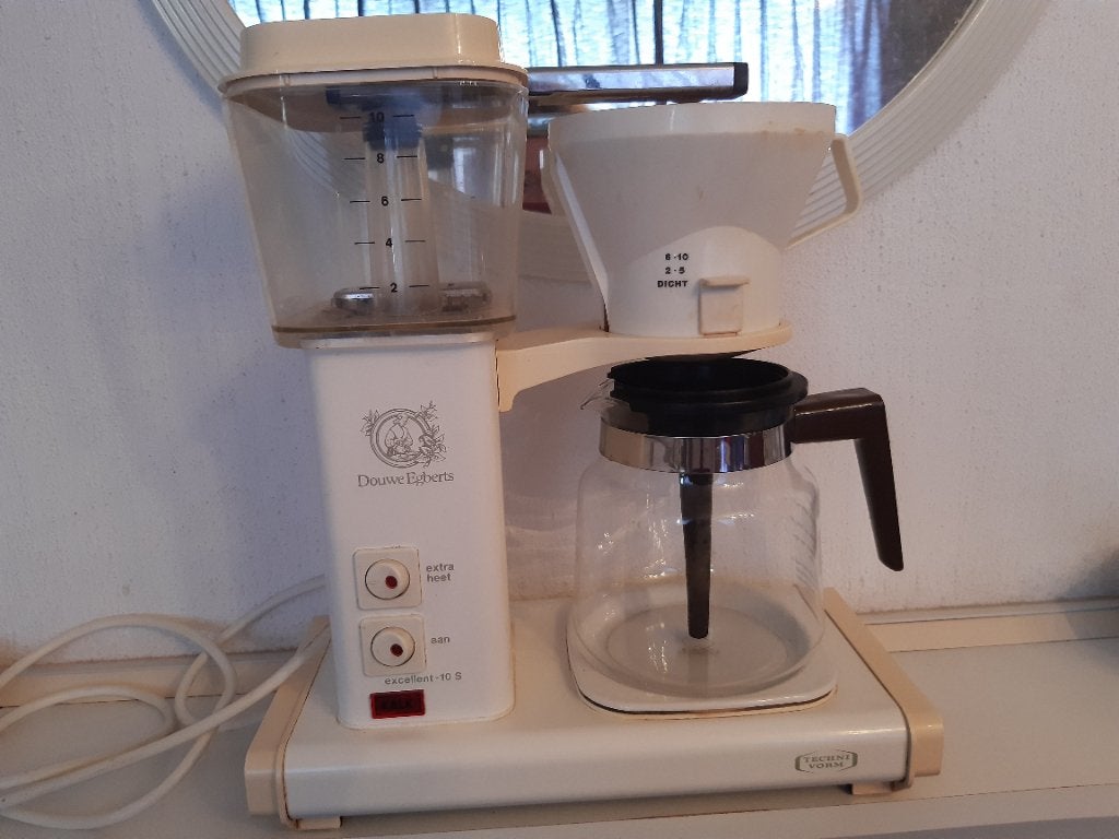 Douwe Egberts koffiezetapparaat ( moccamaster), Gebruikt, Koffiemachine, Gemalen koffie, Ophalen of Verzenden