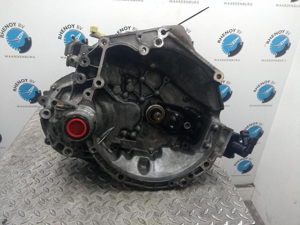 PEUGEOT 207 TRANSMISSIE / VERSNELLINGSBAK 2007, Auto-onderdelen, Ophalen of Verzenden, Gebruikt, Stiba lid