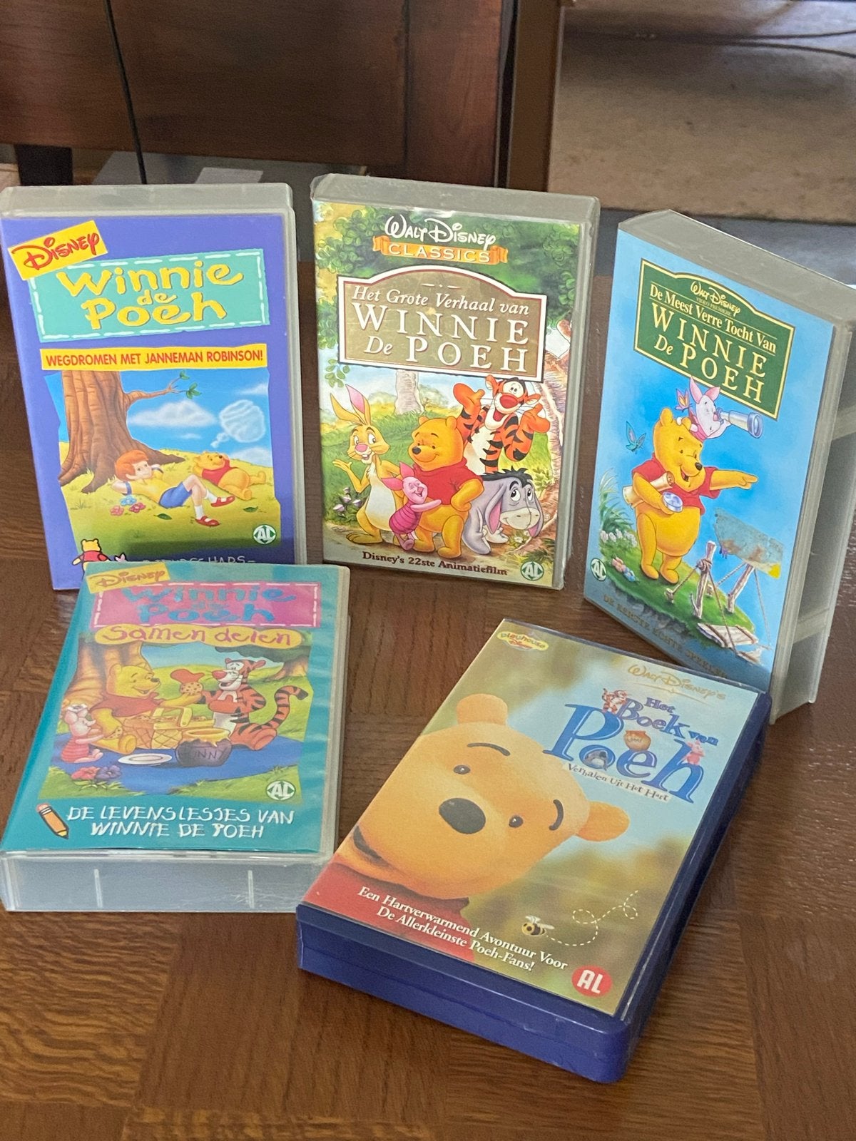 5 Winnie de Poeh VHS banden - Nederlandstalig, Gebruikt, Alle leeftijden, Kinderfilm, VHS