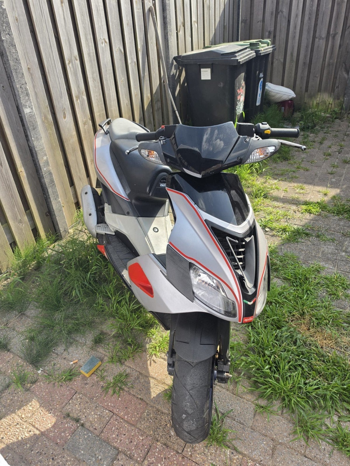 Te koop aprilia sr 50 factory ditech, Fietsen en Brommers, Ophalen, Benzine, Overige modellen
