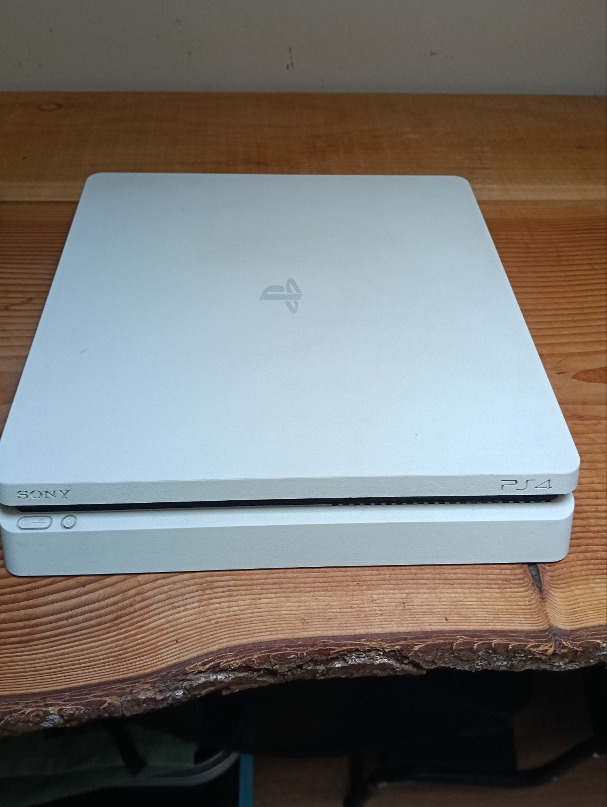 PS4 Slim  Wit met 2 controllers en draagtas, Spelcomputers en Games, Spelcomputers | Sony PlayStation 4, Ophalen, Met 2 controllers