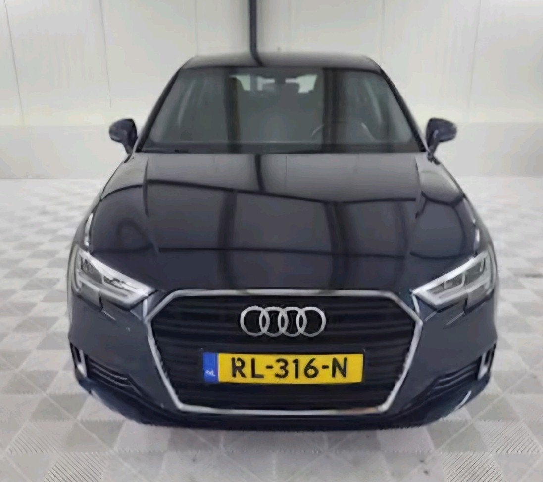 Audi A3 1.0 TFSI 2018, Blauw, 168.500km, Stof, Blauw, 620 kg, Origineel Nederlands