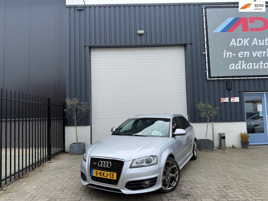 Audi S3 Sportback 2.0 TFSI S3 quattro Ambition AUTOMAAT/PDC/, Auto's, Audi, Automaat, 1490 kg, Gebruikt, Zwart