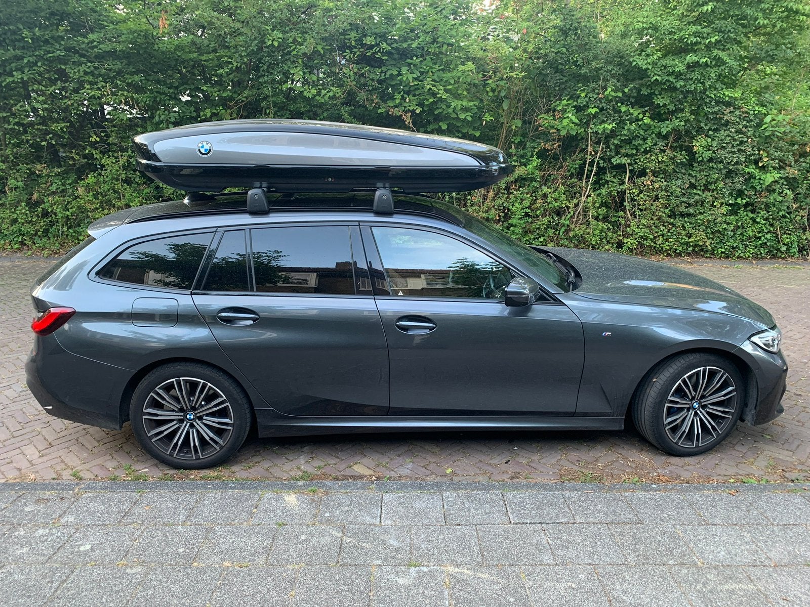 HUUR BMW dakkoffer 45 euro + gratis dakdragers (geen Thule), Ophalen, Zo goed als nieuw