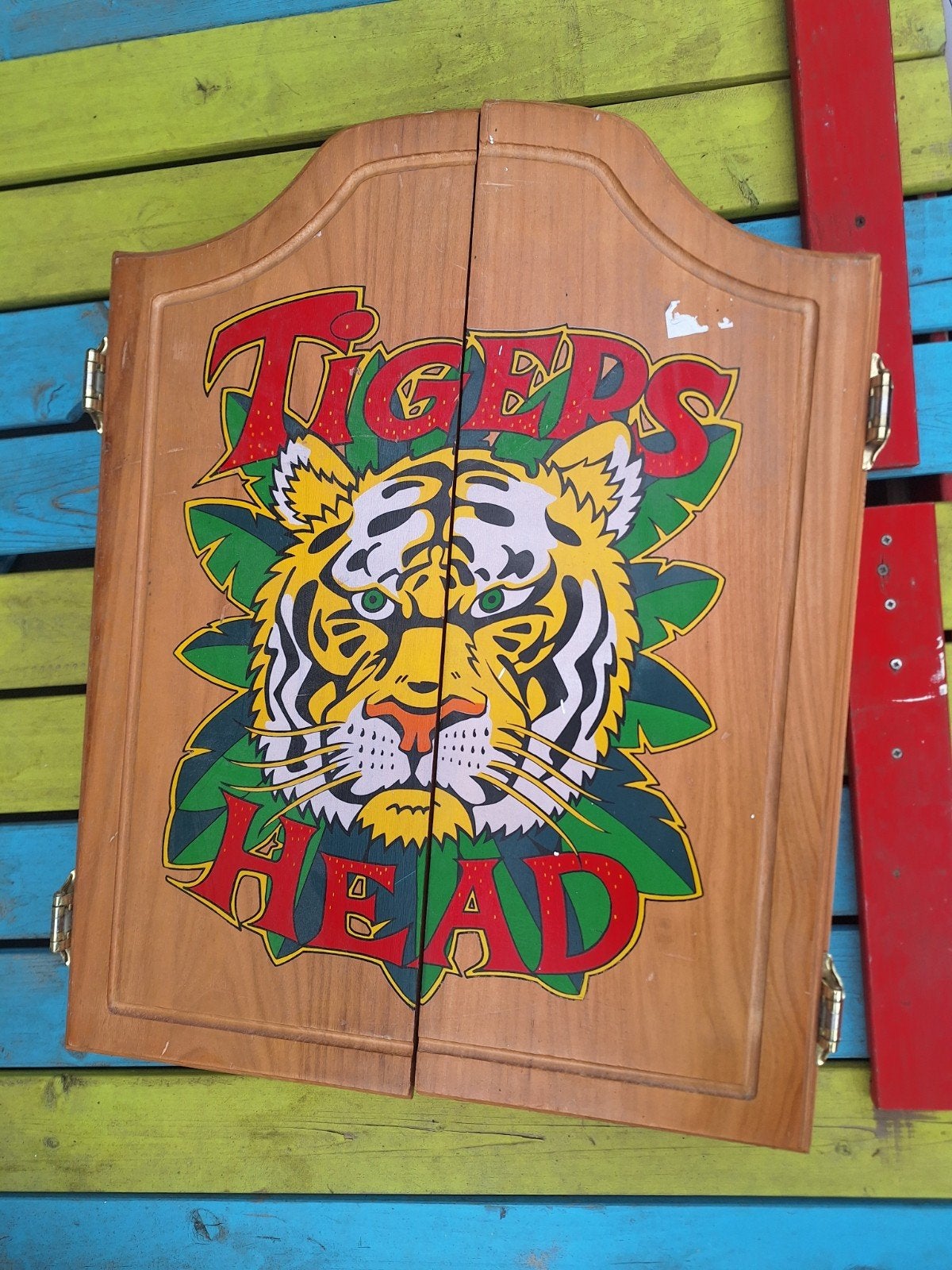 Vintage Darts Kabinet "Tigers Head" met Scoreborden, Sport en Fitness, Ophalen, Gebruikt, Overige typen
