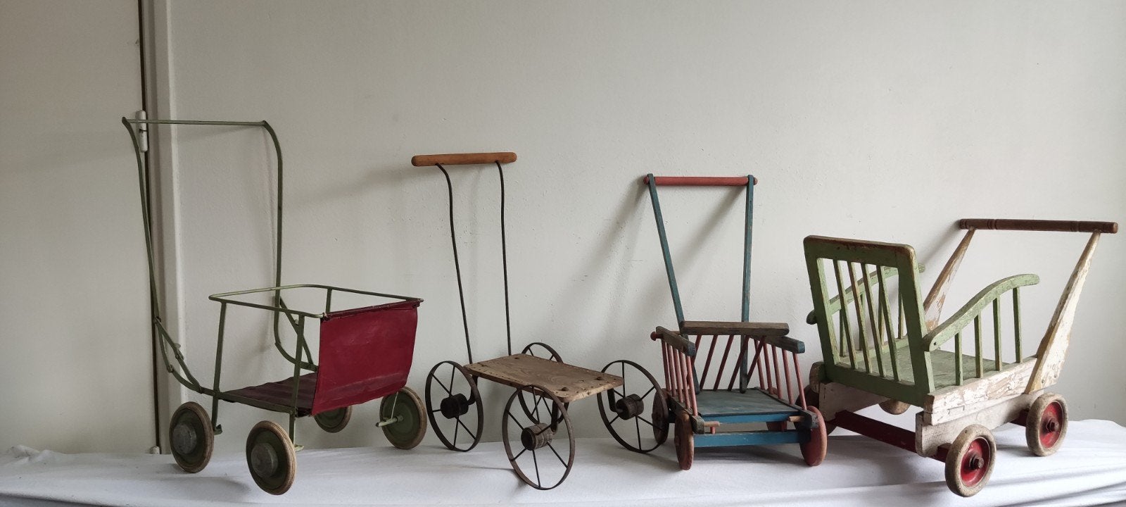 Antieke poppenwagens 4, Antiek en Kunst, Ophalen