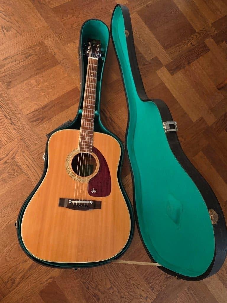 TAKEHARU WK 150 (Western) MET KOFFER., Ophalen, Gebruikt, Western- of Steelstringgitaar, Met koffer