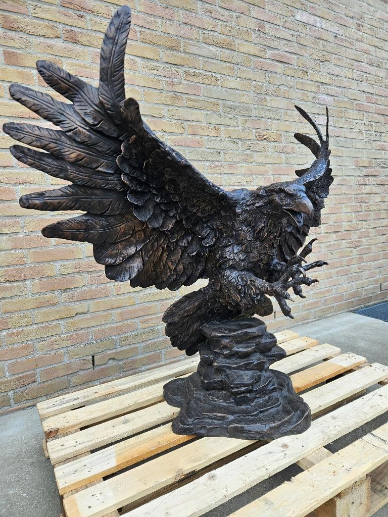 BRONZEN LEVENSECHTE AREND, TE HEFFEN MET 2 TOP KOOPJE!!!, Tuin en Terras, Tuinbeelden, Ophalen of Verzenden, Nieuw, Overige materialen