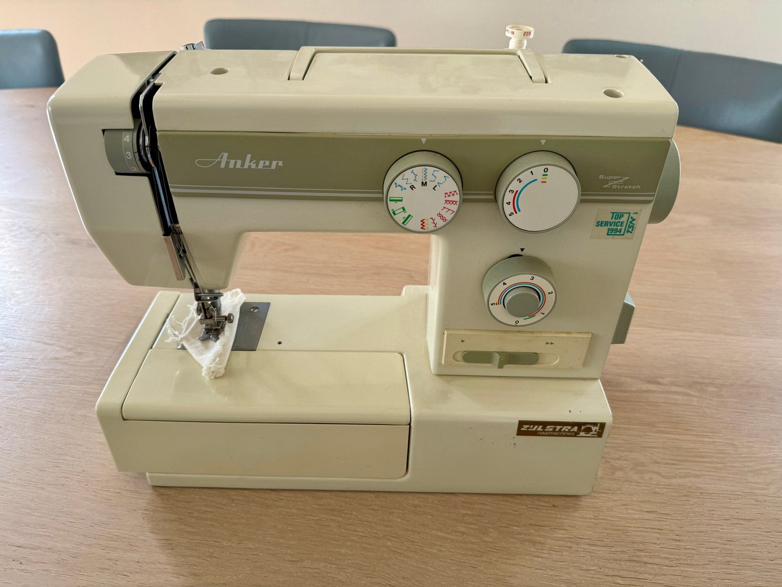 Anker naaimachine model 995XLE met toebehoren en handleiding, Ophalen, Gebruikt, Naaimachine, Overige merken