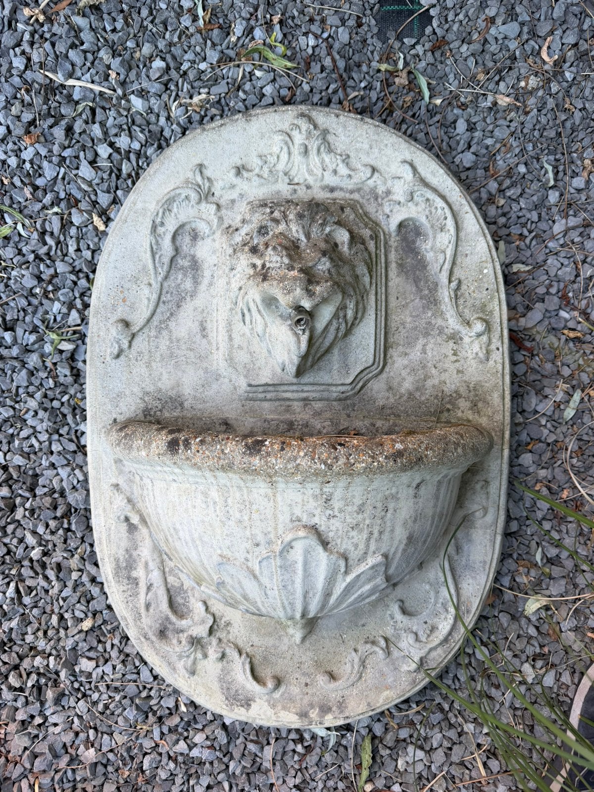 Fontein Leeuwenkop, Ophalen, Gebruikt, Beton, Dierenbeeld