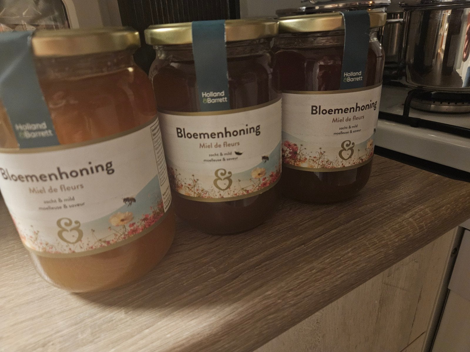3 grote ongeopende bloemenhoning van Holland en Barrett, Ophalen