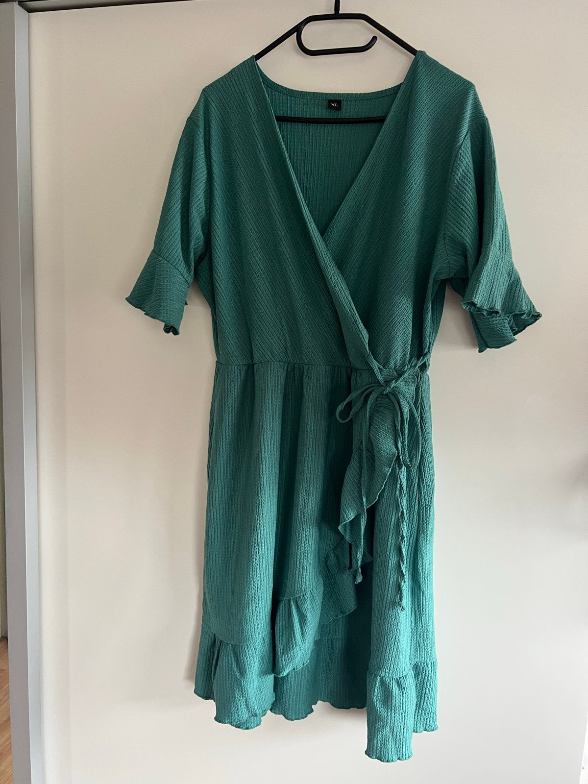 Mooie jurk, Maat 46/48 (XL) of groter, Ophalen of Verzenden, Zo goed als nieuw, Onder de knie