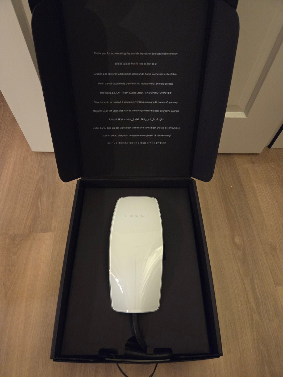Tesla Wall Connector Gen 3 – Incl. NIEUWE backplate, Ophalen, Gebruikt, Laadpaal