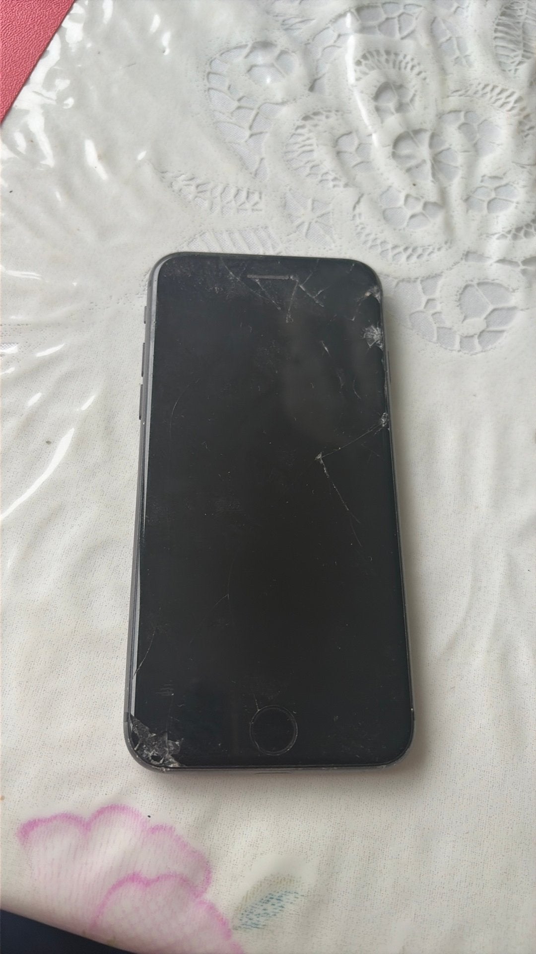 Iphone 8 (voor- en achterkant glas kapot), Telecommunicatie, Ophalen of Verzenden, Gebruikt, Zwart, 64 GB