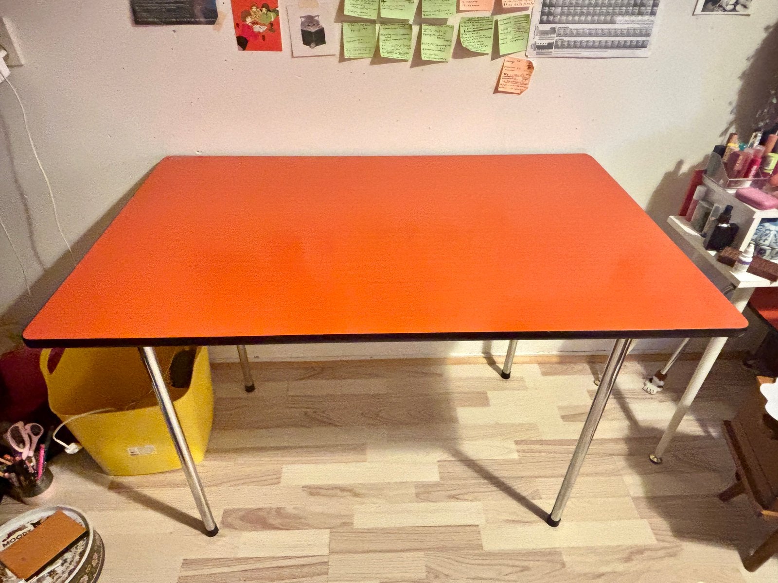Mid-Century Oranje Formica Tafel, Huis en Inrichting, Ophalen, Gebruikt, 50 tot 100 cm, 150 tot 200 cm