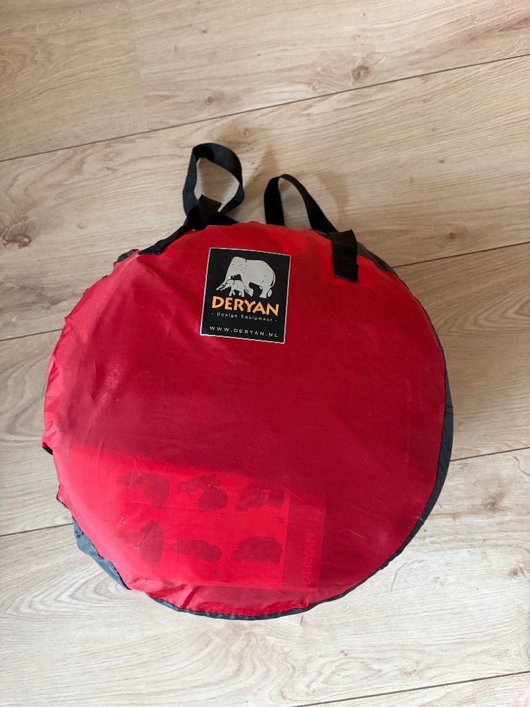 Deryan reisbed baby "Travel Cot Baby Luxe" rood, Kinderen en Baby's, Babywiegjes en Ledikanten, Ophalen, Zo goed als nieuw, Reisbedje