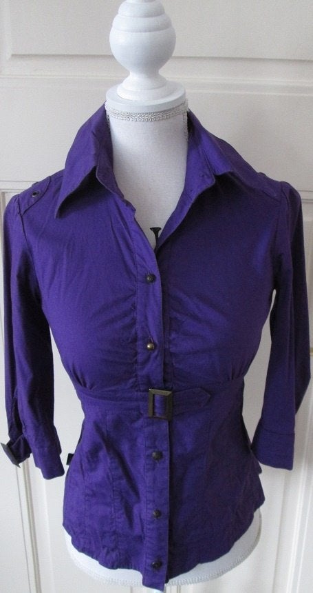 Paarse blouse met gesp., Ophalen of Verzenden, Nieuw, Maat 34 (XS) of kleiner, Paars
