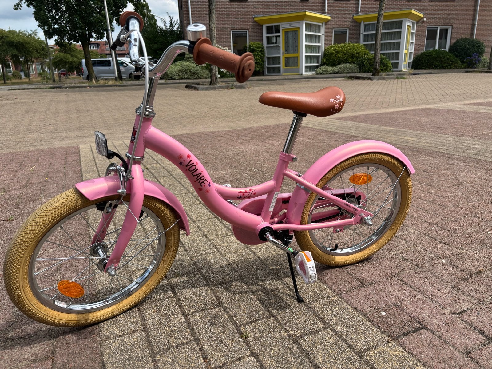 Roze Volare kinderfiets 16 inch, Ophalen, Terugtraprem, Zijwieltjes, 16 tot 20 inch
