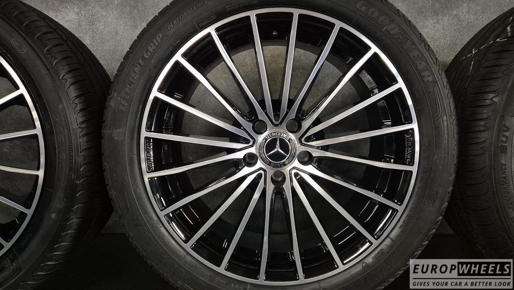 19 inch Mercedes Vito W639 W447 Zomerbanden Goodyear 245 45