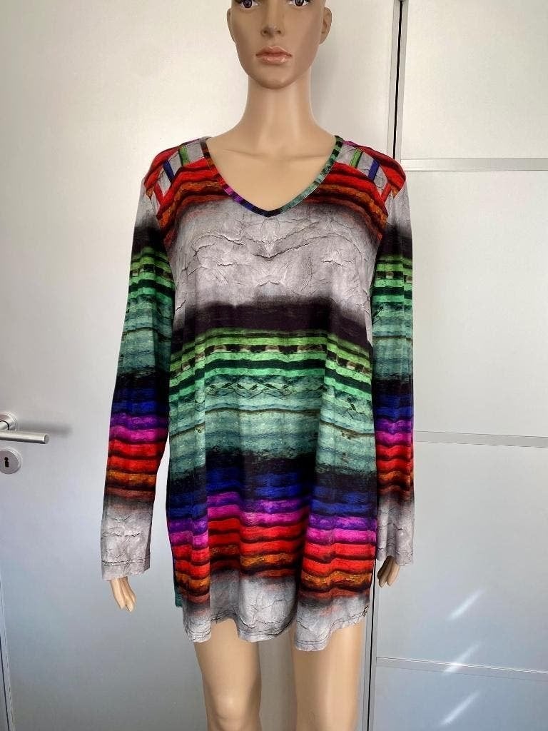 J213 Sempre Piu maat 46=XL lang top shirt trui groen rood, Maat 46/48 (XL) of groter, Ophalen of Verzenden, Zo goed als nieuw