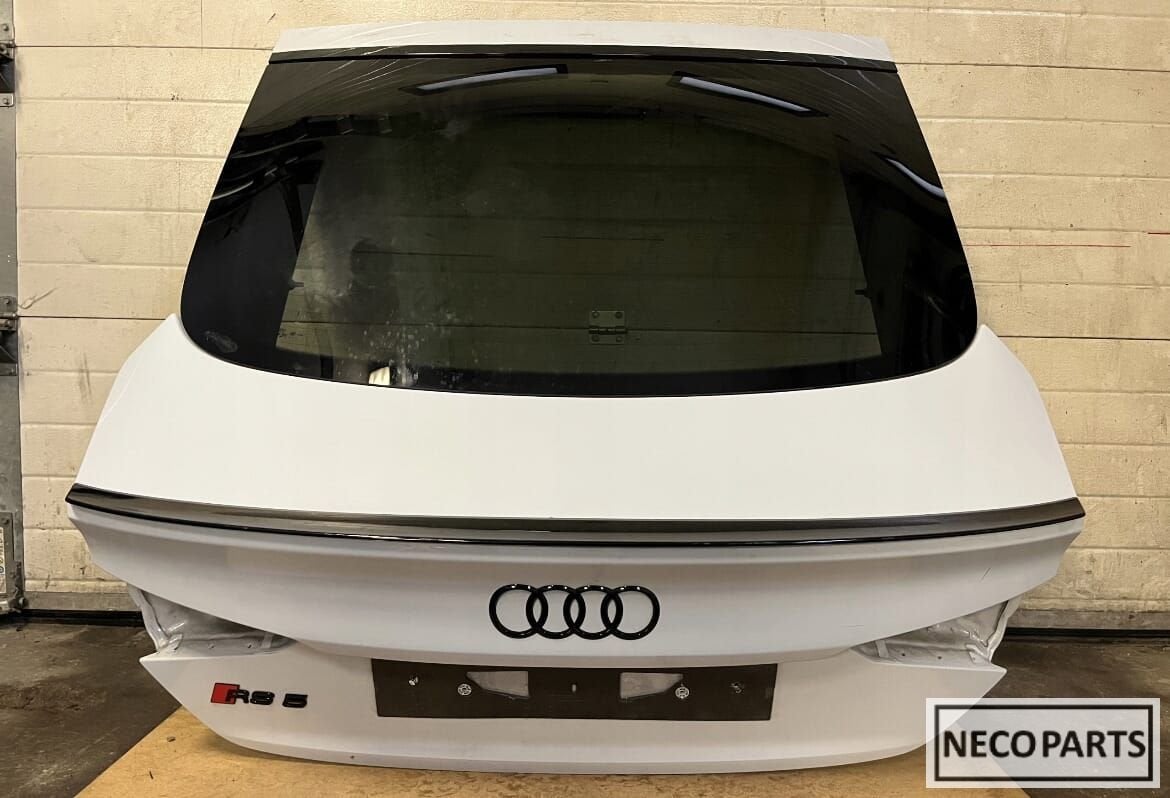 AUDI A5 RS5 8W ACHTERKLEP ORIGINEEL OP AANVRAAG!!!, Auto-onderdelen, Gebruikt, -, -, -