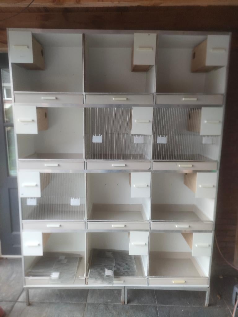 Gehu broedkooien, Dieren en Toebehoren, Vogels | Hokken en Kooien, Ophalen, Zo goed als nieuw, Kunststof, Broedkooi of Kweekkooi