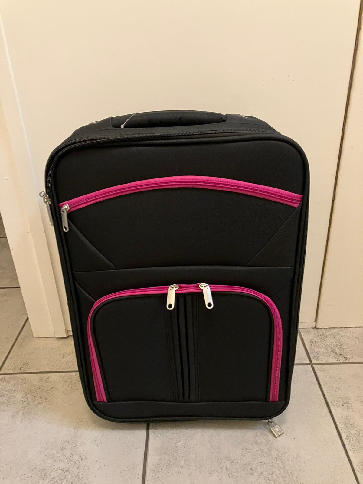 Trolley nooit gebruikt, Ophalen, 50 tot 60 cm, Nieuw, Minder dan 35 cm