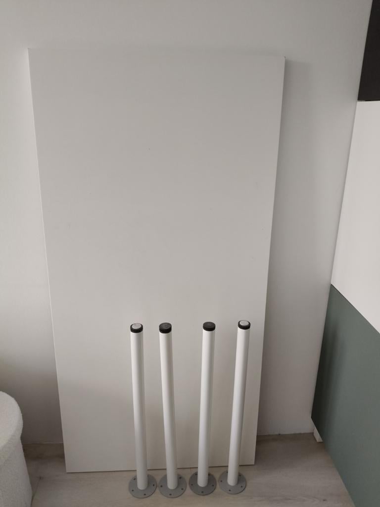 Bureautafel wit (ikea) 150 cm x 75 cm, Huis en Inrichting, Bureaus, Ophalen