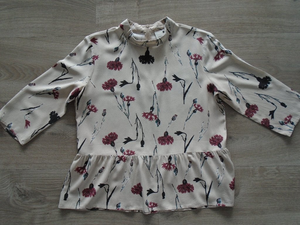 Crèmekleurige Blouse ¾ mouw mt.40/42, Kleding | Dames, Overige kleuren, Maat 42/44 (L), Ophalen of Verzenden, Onbekend
