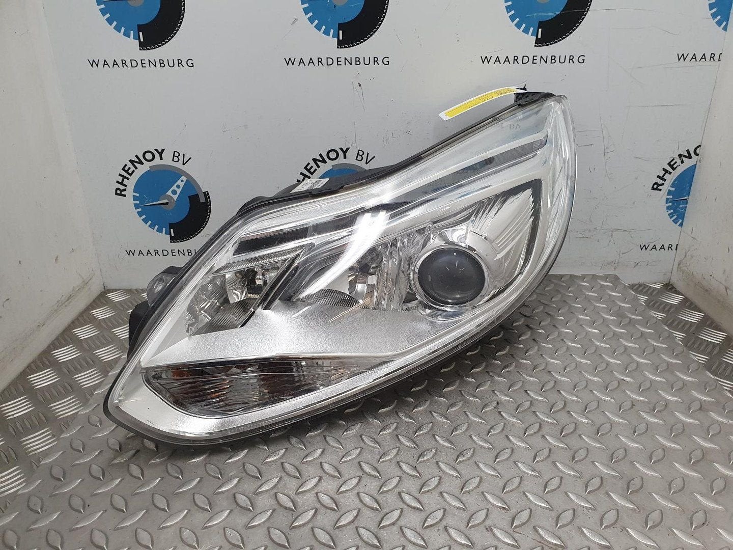 FORD FOCUS 1.0 ECOBOOST KOPLAMP L 2013, Gebruikt, -, -, Ophalen of Verzenden