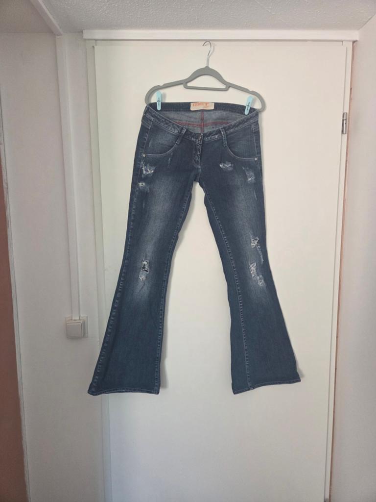MET injeans super low rise Flared Jeans W30, Blauw, Ophalen of Verzenden, Zo goed als nieuw, W30 - W32 (confectie 38/40)