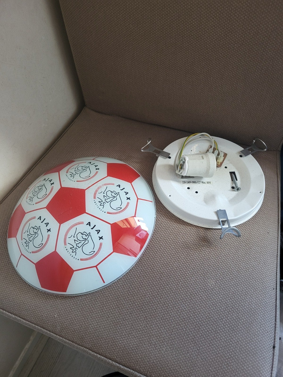 ajax plafond lamp, Ophalen