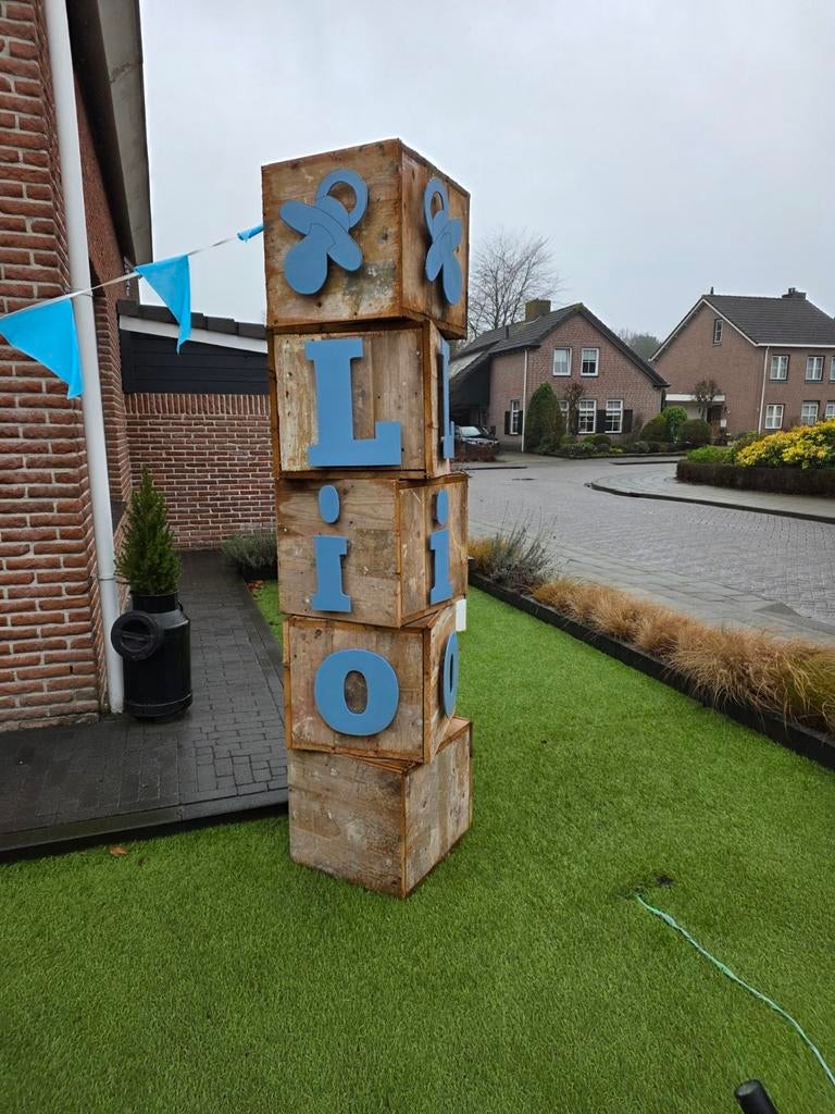 Geboortebord van houten kratten/blokken, Kinderen en Baby's, Kraamcadeaus en Geboorteborden, Ophalen, Gebruikt, Geboortebord