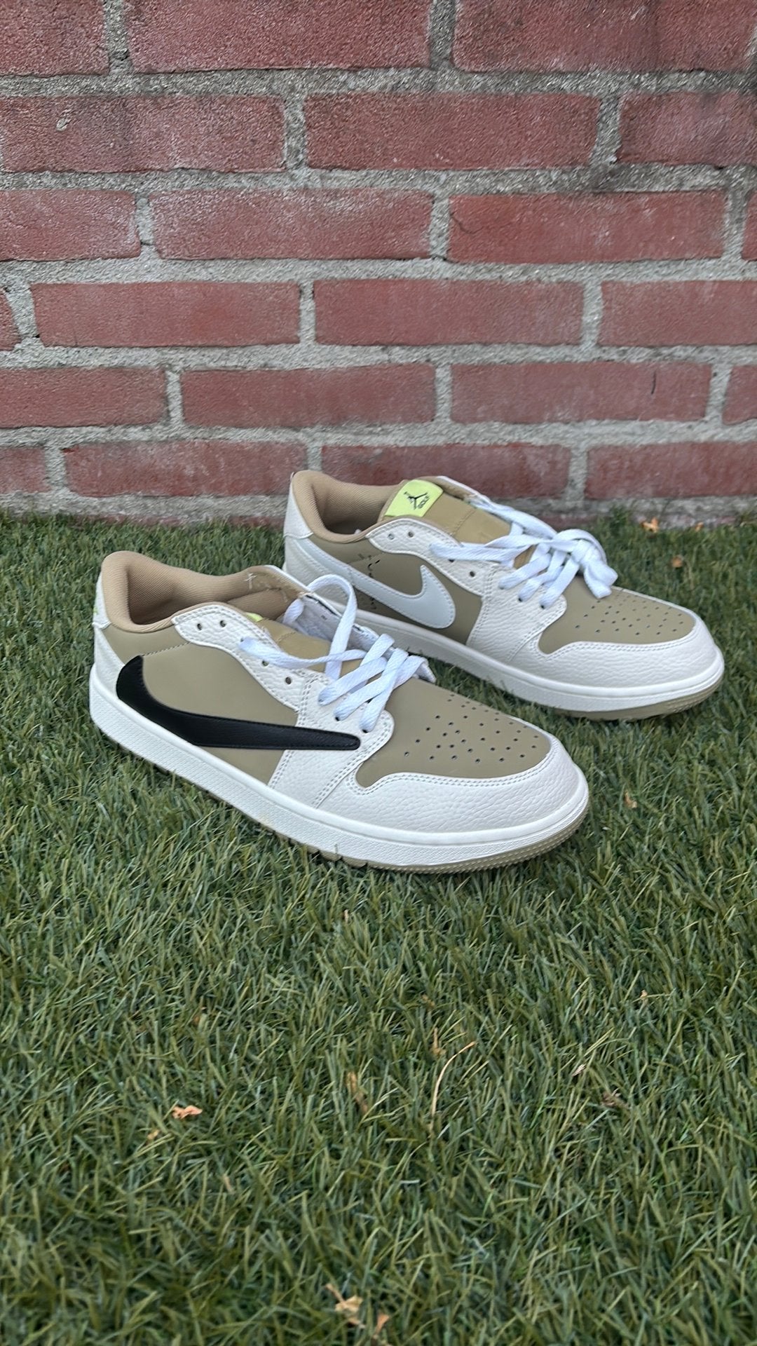 Nike x Travis Scott Golf Neutral Olive, Overige kleuren, Ophalen of Verzenden, Sneakers of Gympen, Zo goed als nieuw