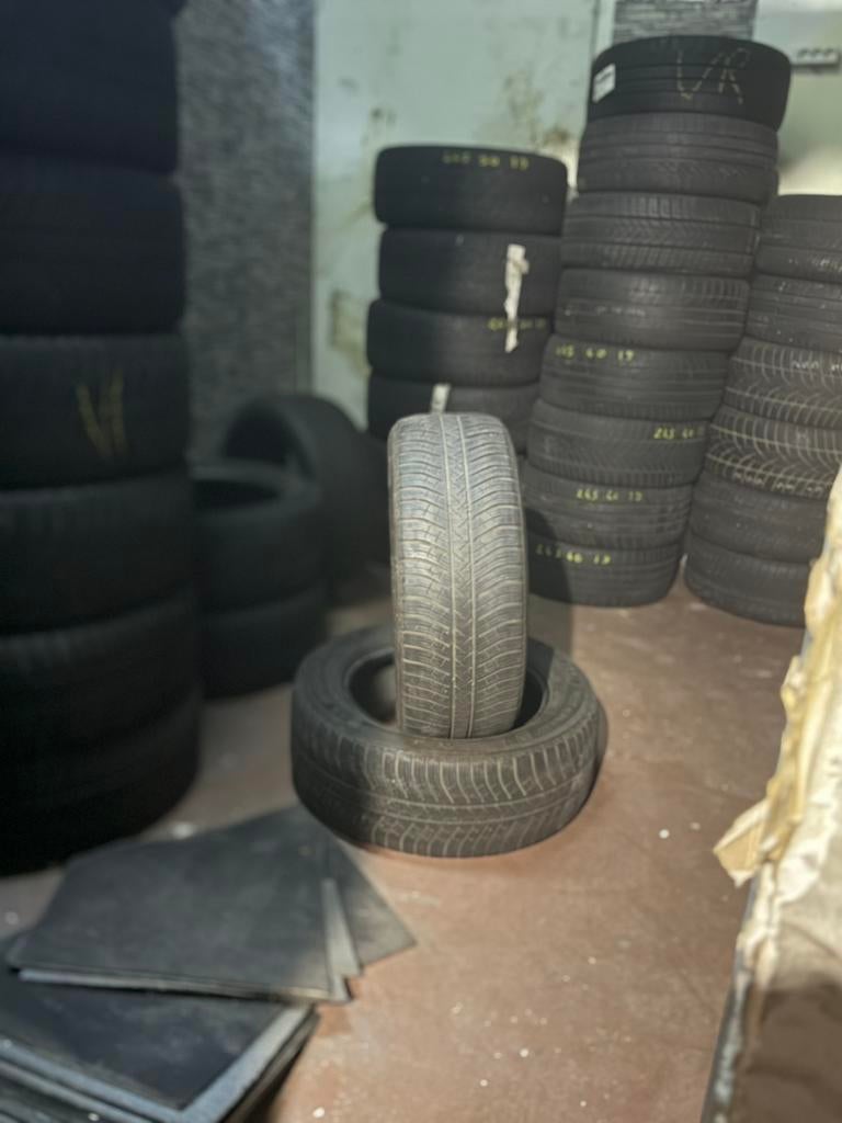 255/55R19 2555519 MİCHELİN 5,5mm profiel (inclusief monteren, Gebruikt, 255 mm, Winterbanden, Band(en)