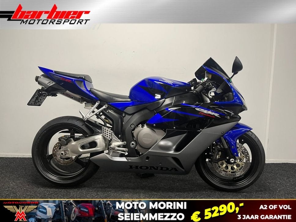 Honda CBR 1000 RR FIREBLADE (bj 2005), Motoren, HONDA, 4 cilinders, Motorrijbewijs A, Bedrijf
