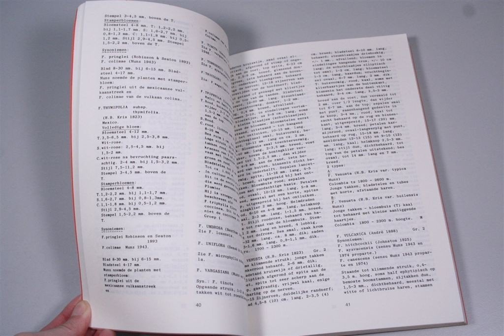 Lijst Fuchsia Species/Cultivars — 1984, Boeken, Ophalen of Verzenden, Gelezen