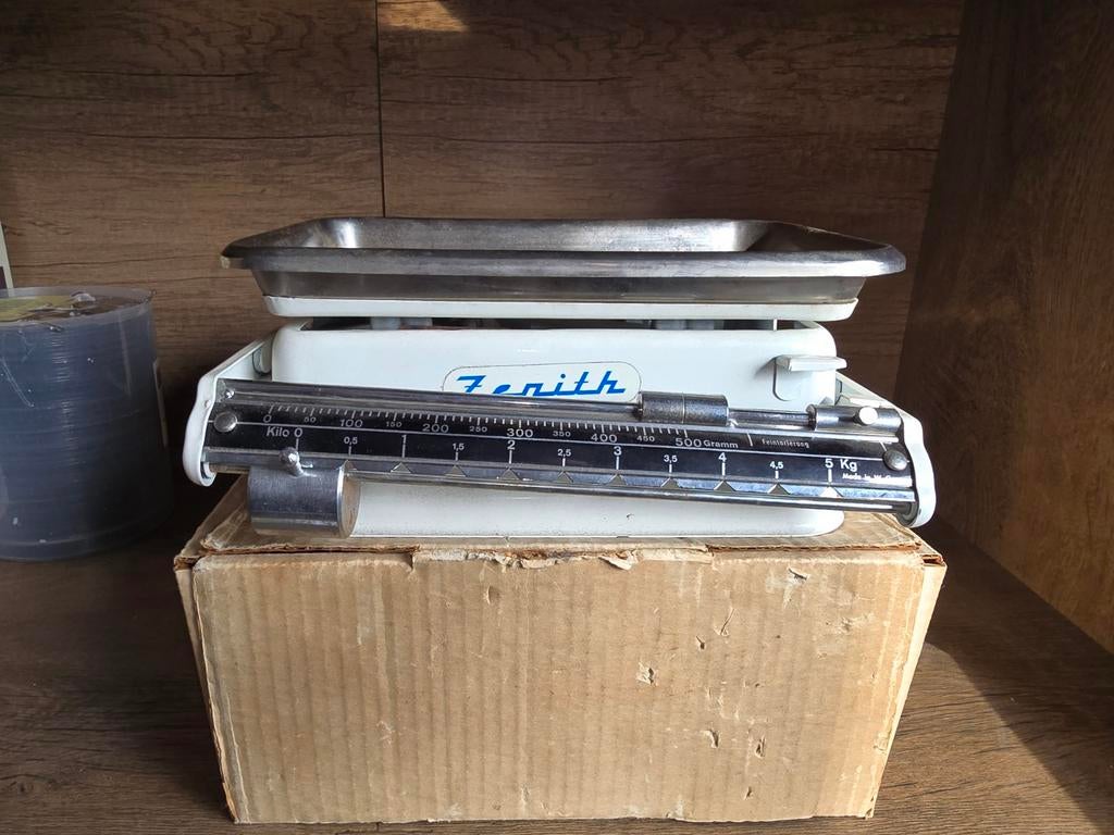 Vintage Zenith Winkelweegschaal - Analoog, tot 5 kg, Winkelweegschaal, Ophalen of Verzenden, Gebruikt, Minder dan 10 kg