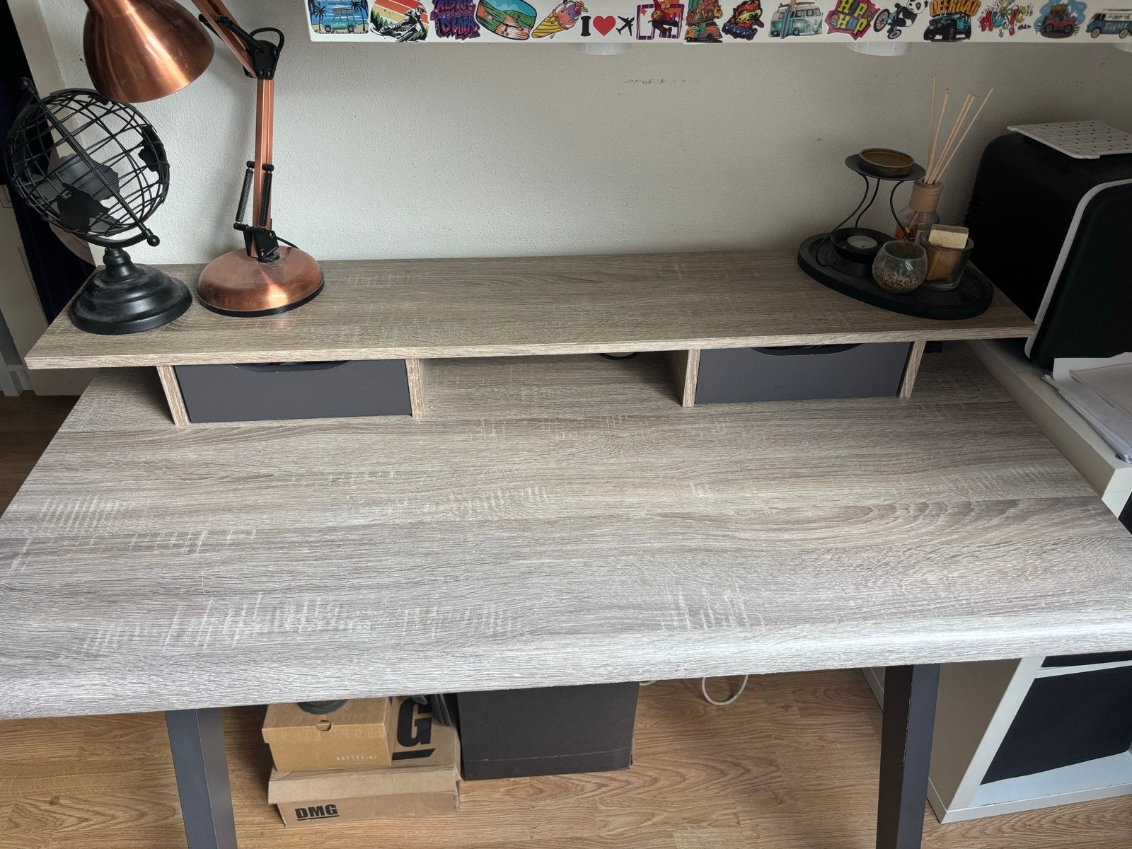 Modern bureau met opbergruimte en lades, Huis en Inrichting, Ophalen, Gebruikt, Met lades, Spaanplaat of MDF