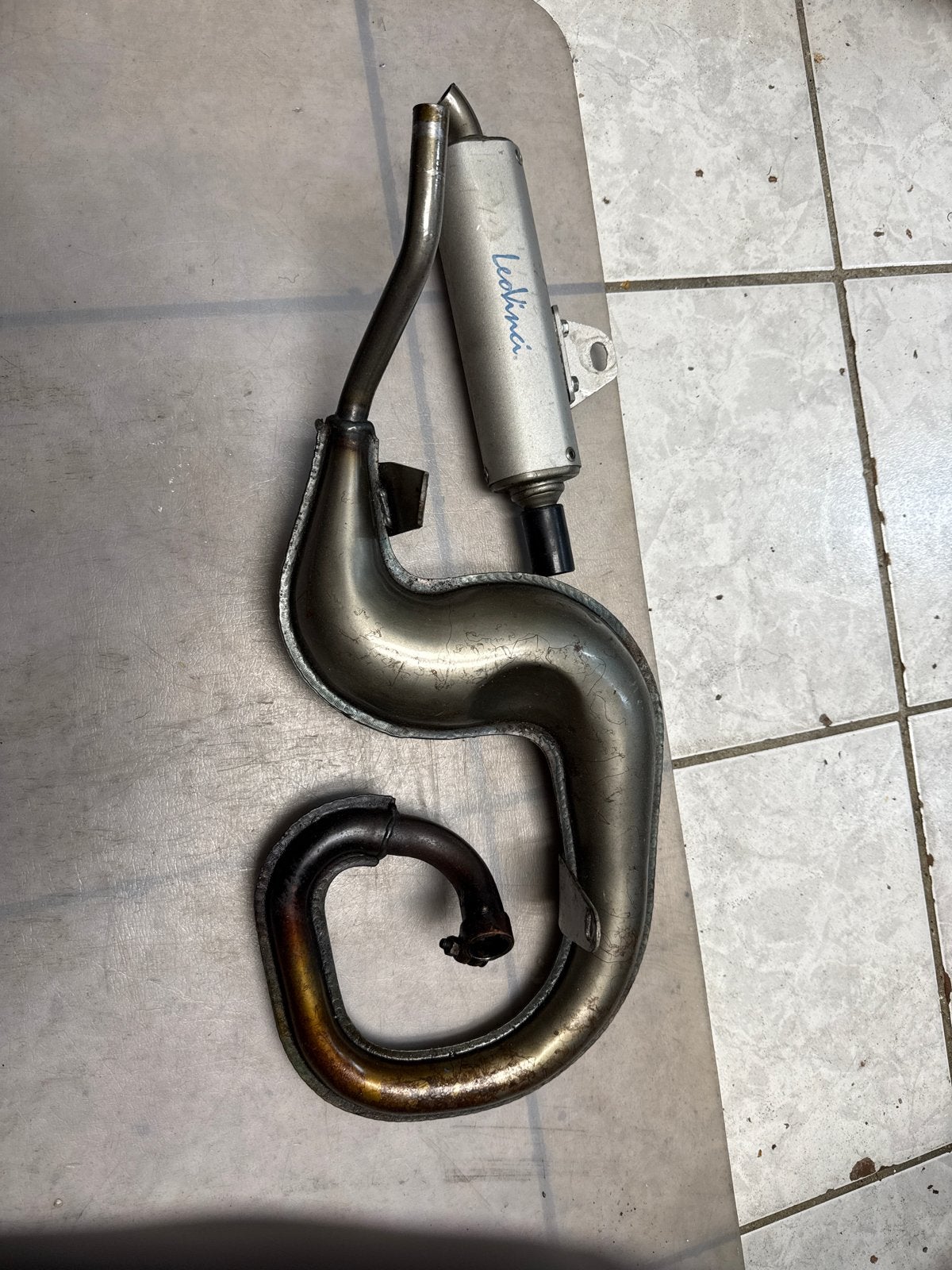 Leovinci (Leovince) uitlaat voor Citta, Ophalen, Gebruikt, Uitlaat