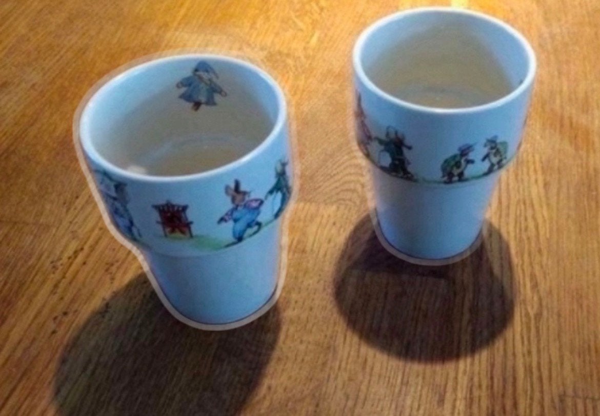 Set van melk bekers., Ophalen, Zo goed als nieuw, Overige stijlen, Kop(pen) en/of Schotel(s)