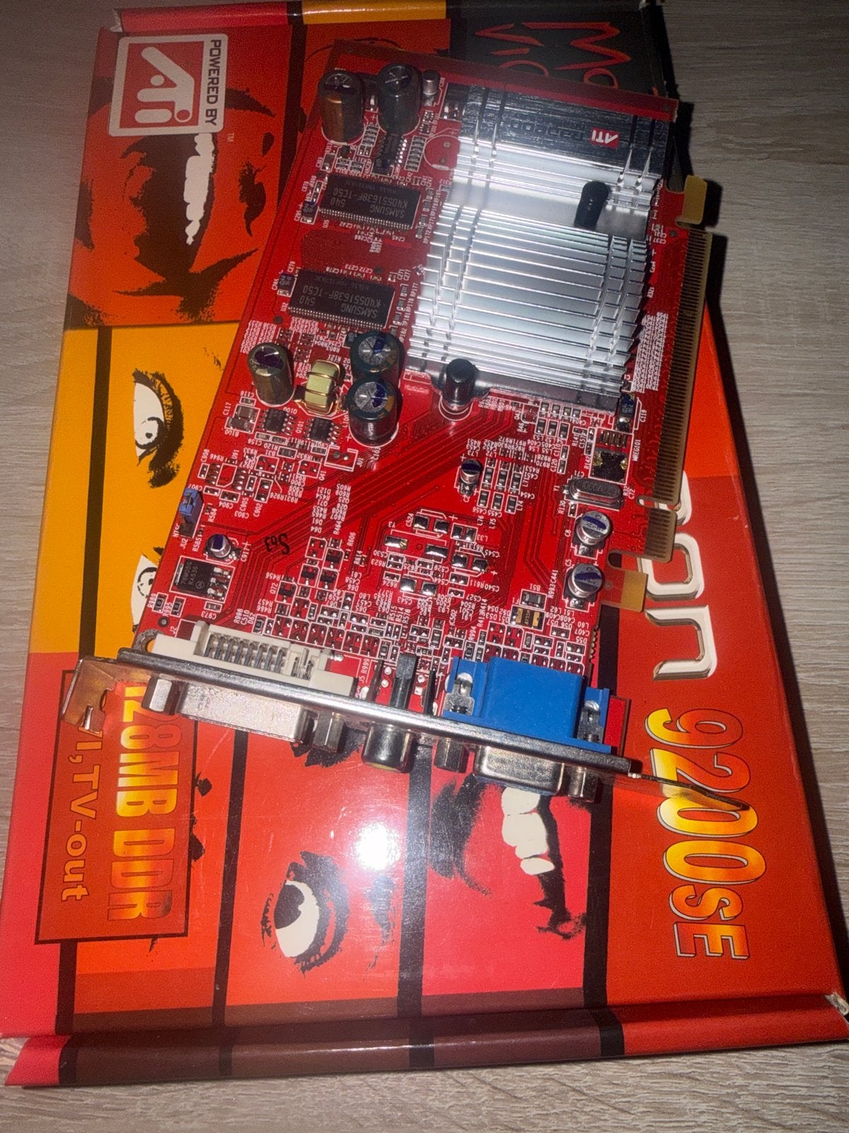 ATI Radeon 9200SE 128MB DDR PCIE Grafische Kaart, Computers en Software, Videokaarten, Tv-Out, Gebruikt, GDDR, Ophalen of Verzenden
