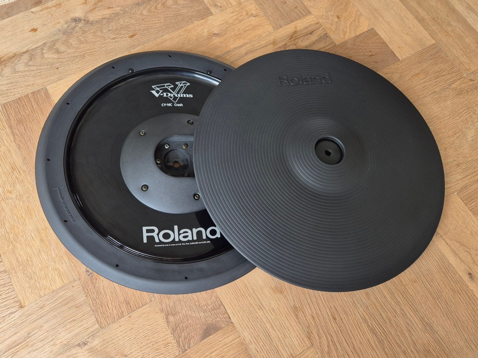 Roland CY-14C bk ||| 2 stuks ||| nette staat ||| CY-14, Ophalen, Zo goed als nieuw, Drums of Percussie